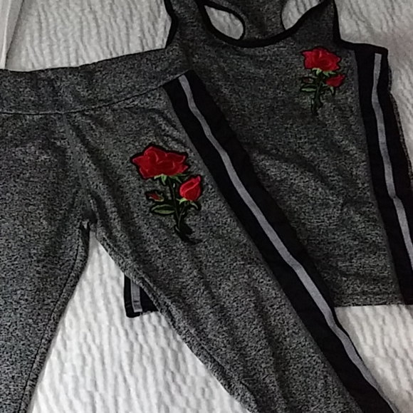 Work out set - Picture 2 of 2